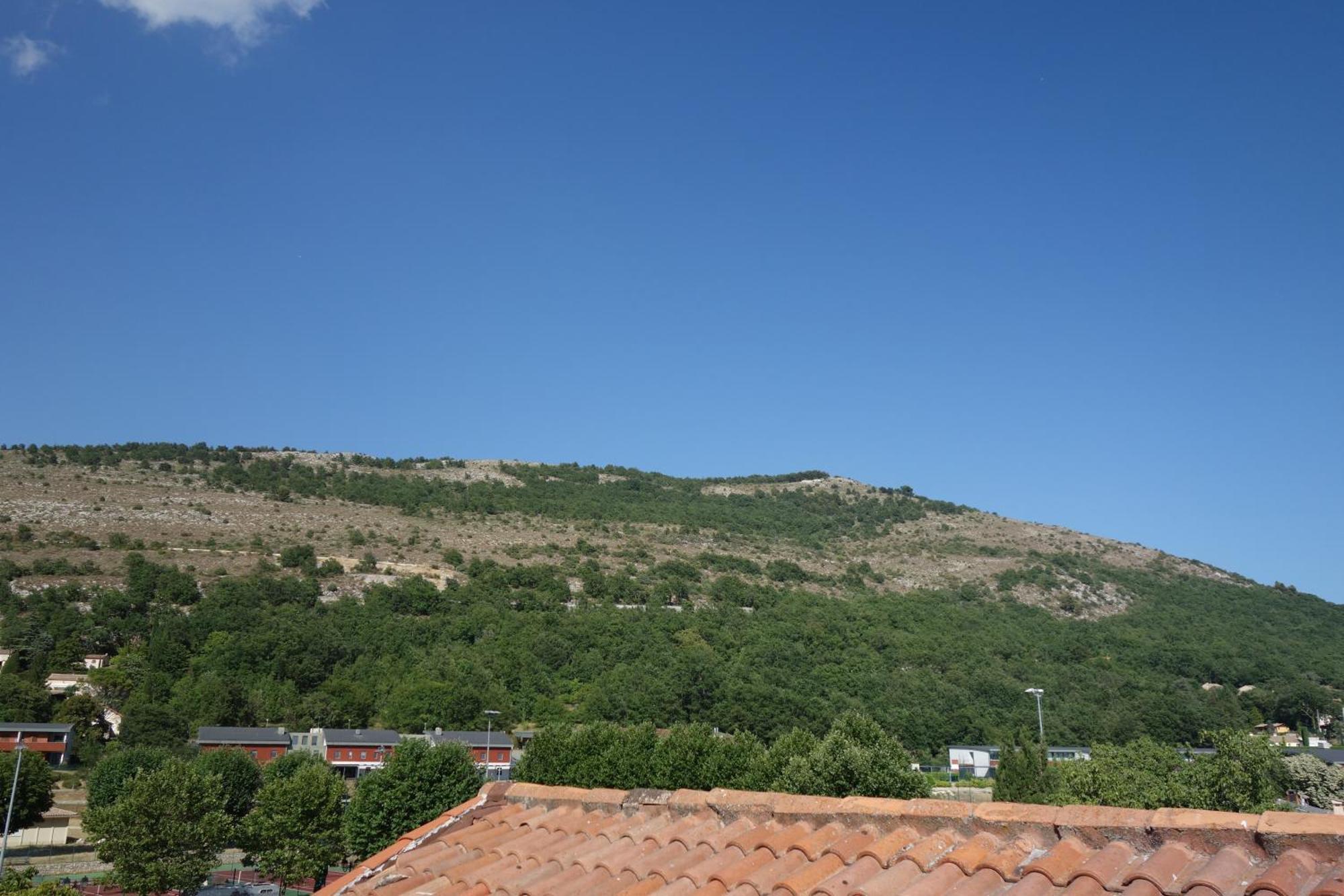 Hotel le Préjoly Saint-Vallier-de-Thiey Habitación foto